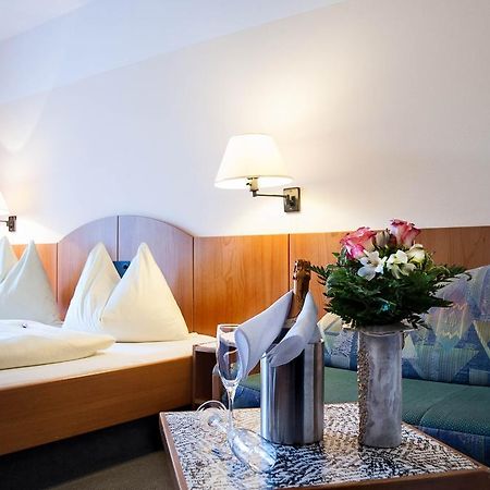 Hotel Edlingerwirt - Sauna & Golfsimulator Inklusive 斯皮特安德劳 外观 照片