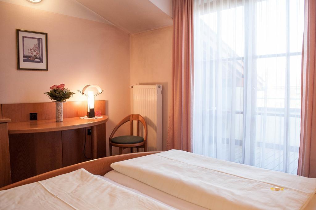 Hotel Edlingerwirt - Sauna & Golfsimulator Inklusive 斯皮特安德劳 外观 照片